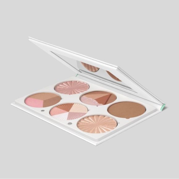 ⭐️Host Pick⭐️ 🆕 OFRA: On the Glow - Highlighting & Bronzing Pro Palette - Picture 3 of 15